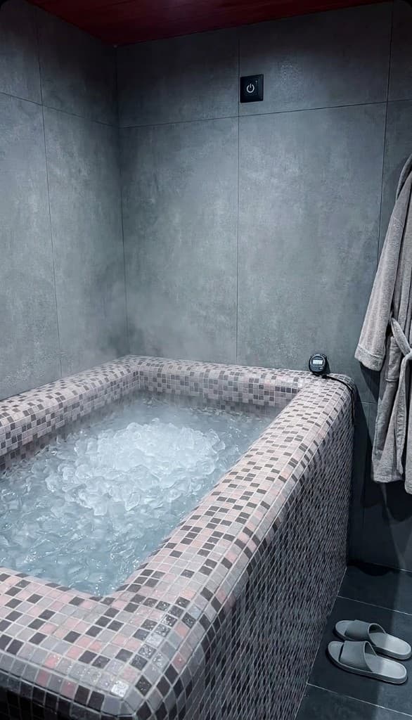 Ice Bath for Males